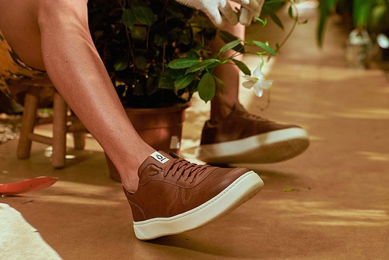 645 Unisex Vegan Leather Sneakers | Brown