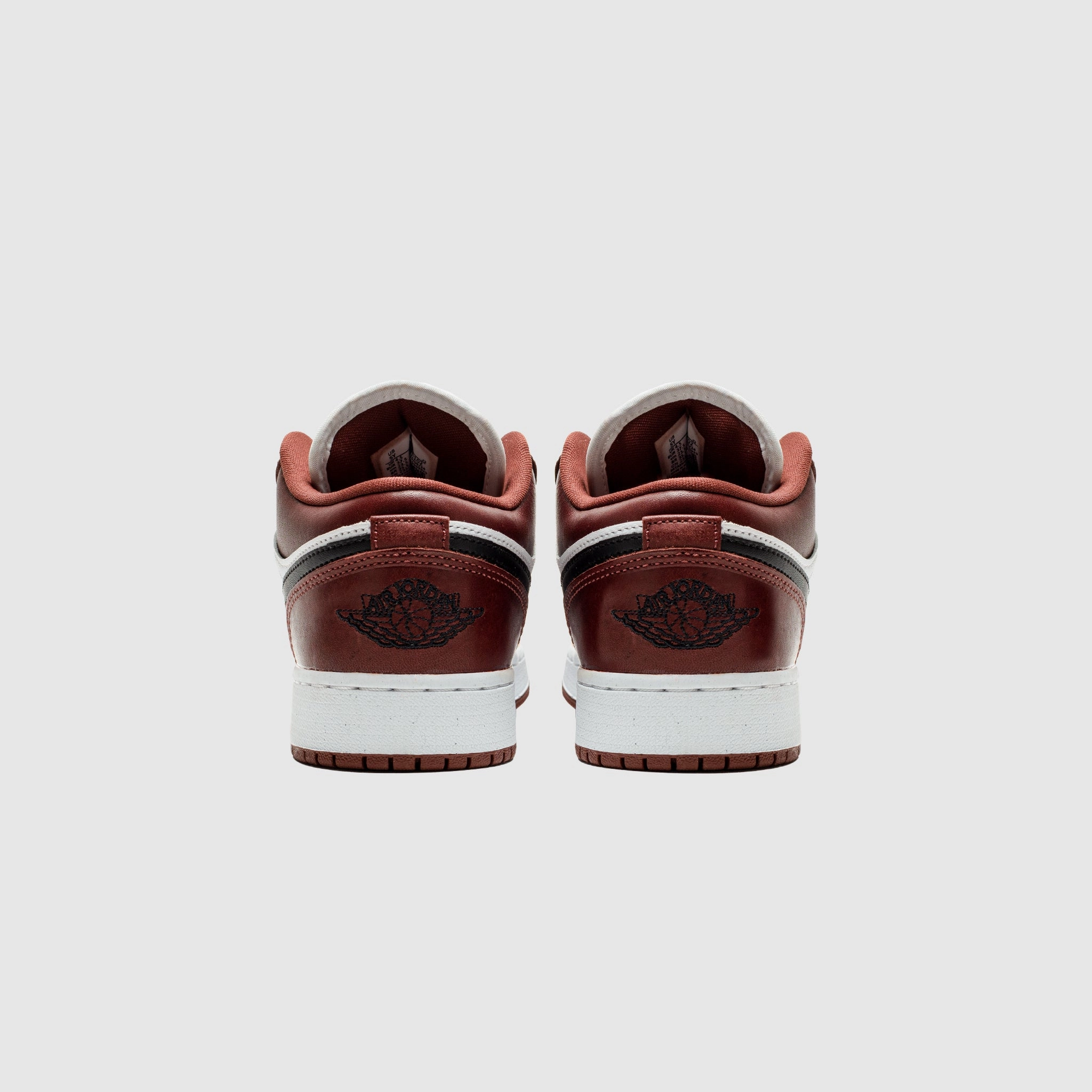 AIR JORDAN 1 LOW SE (GS) "DARK PONY"