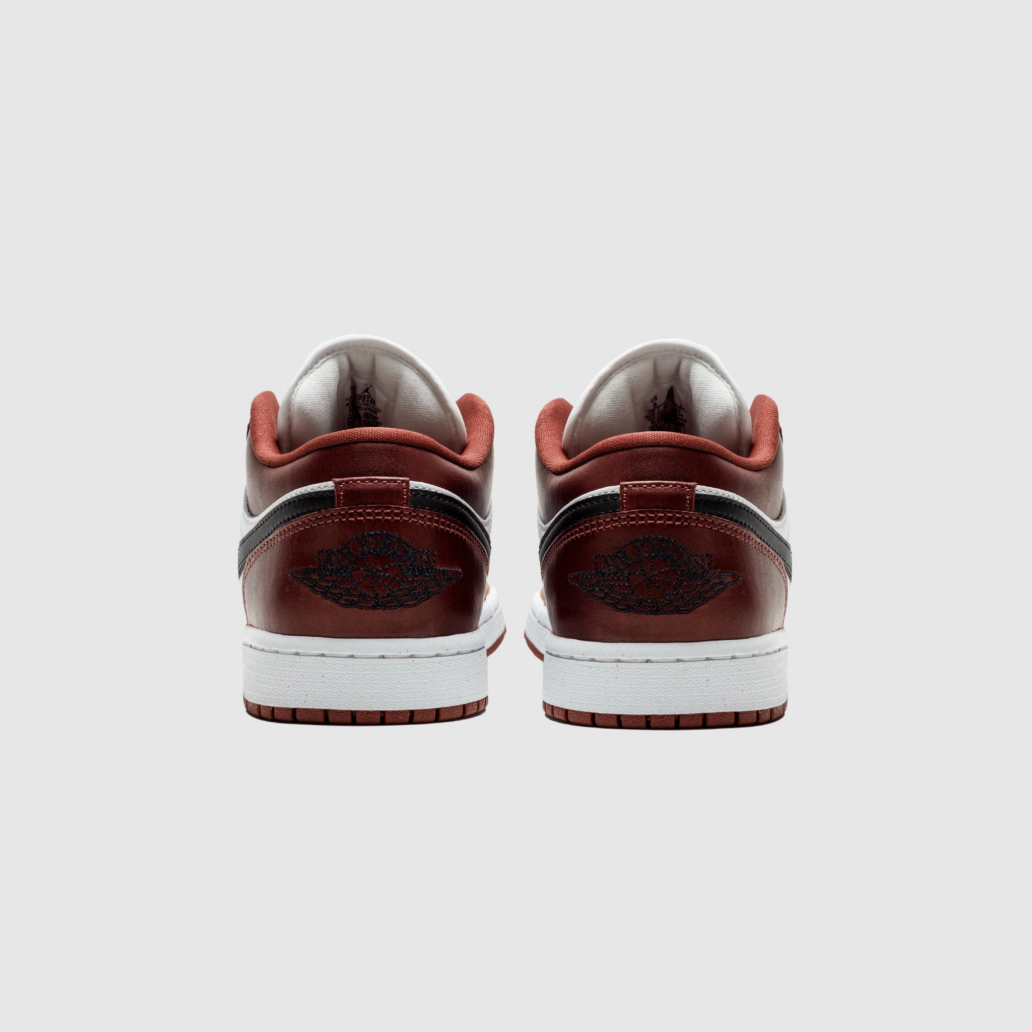 AIR JORDAN 1 LOW SE "DARK PONY"