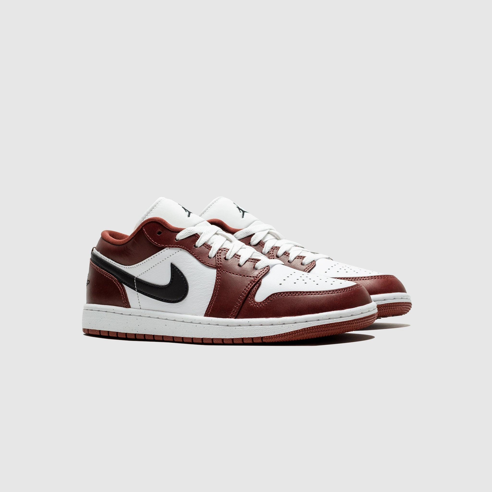 AIR JORDAN 1 LOW SE "DARK PONY"