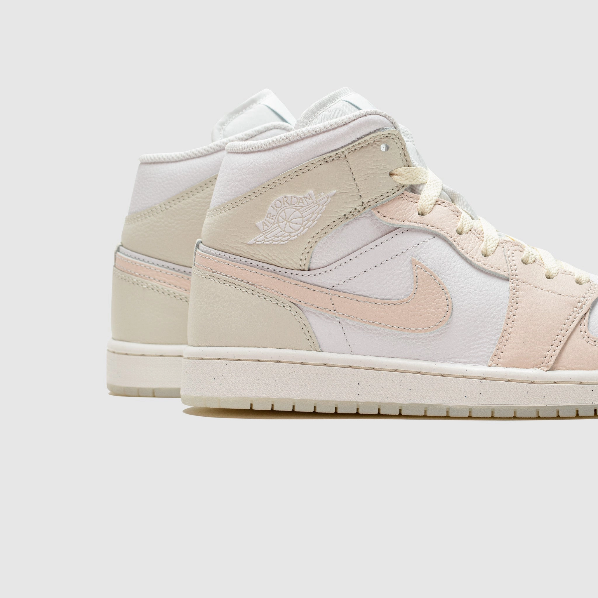 AIR JORDAN 1 MID SE "EASTER"