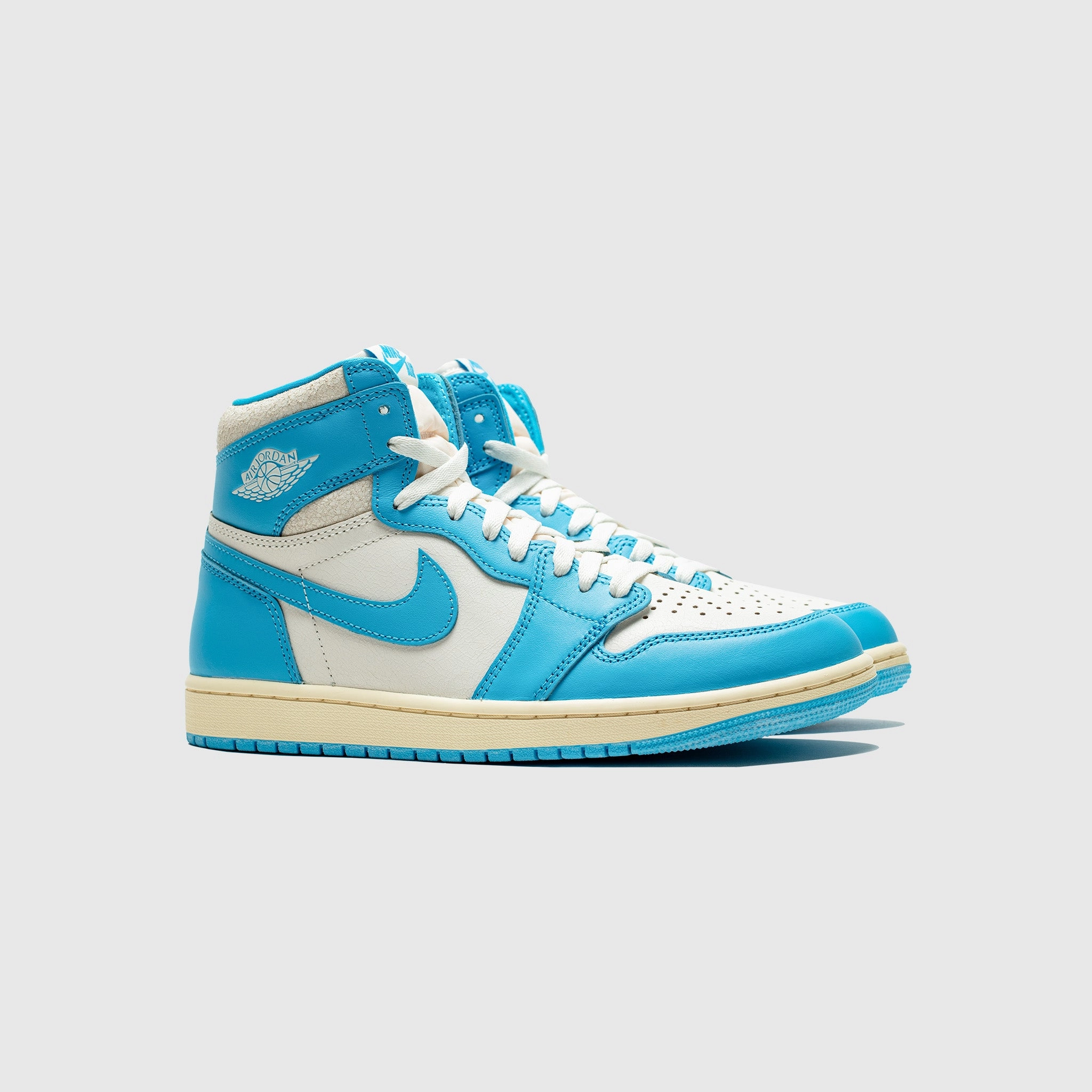 AIR JORDAN 1 RETRO HIGH OG "UNC REIMAGINED"