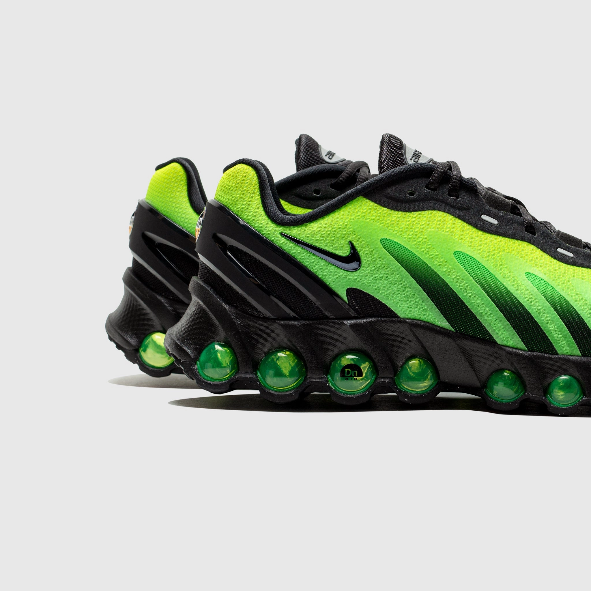 AIR MAX DN8 "VOLT"