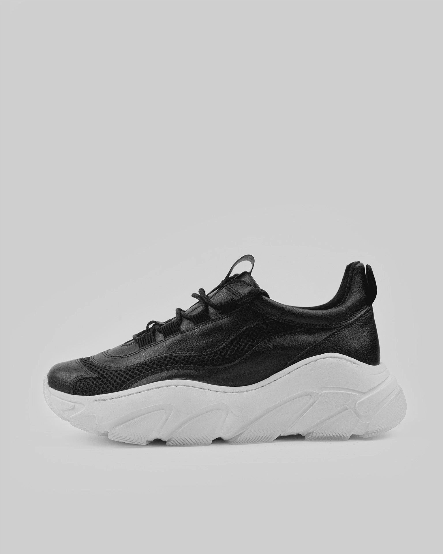 Daddy's Women's Grape Leather Vegan Sneakers | Black & White