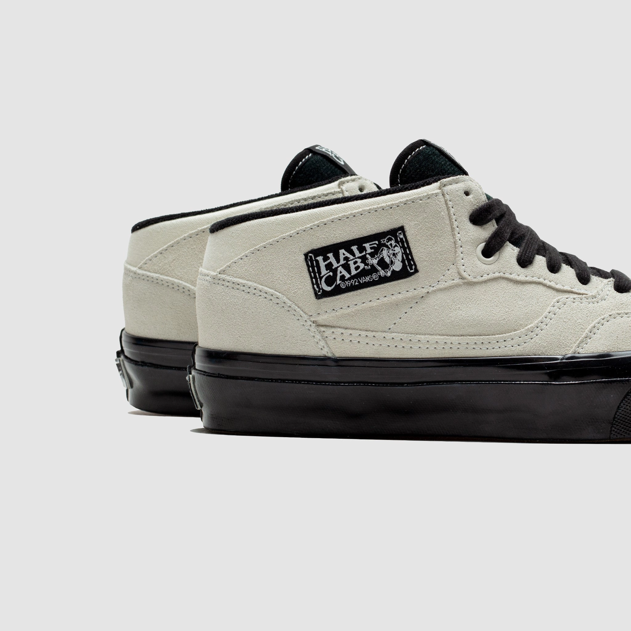HALF CAB REISSUE 33 LX "WHITE/BLACK"