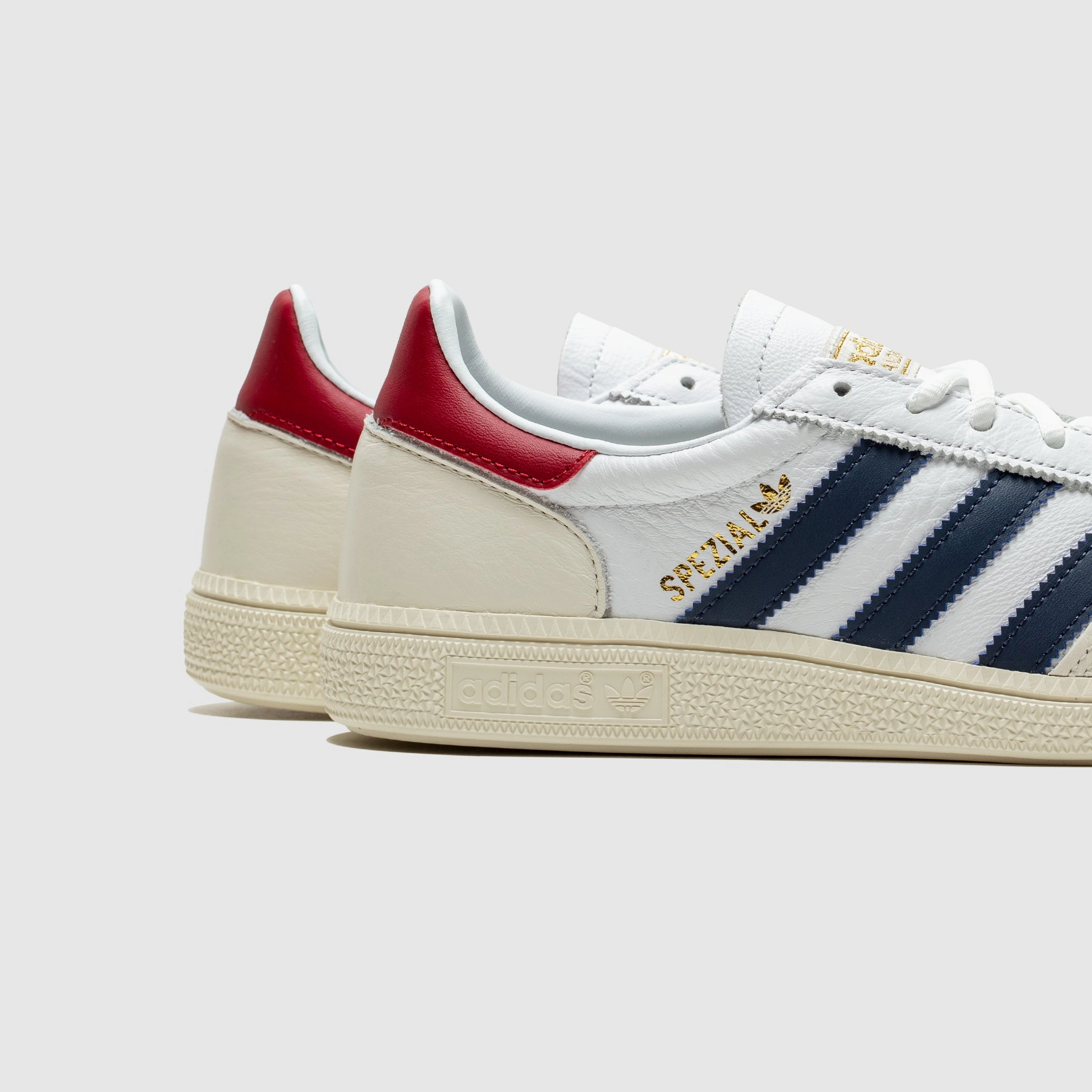 HANDBALL SPEZIAL