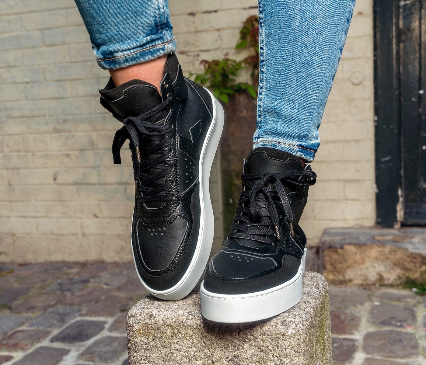 Mateo Unisex Biosourced & Recycled High-Top Sneakers | Black