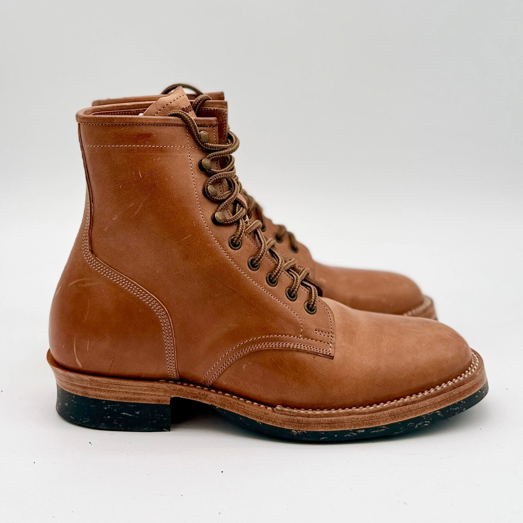 Monroe 19927 Natural Maryam Horsebutt Size 9D