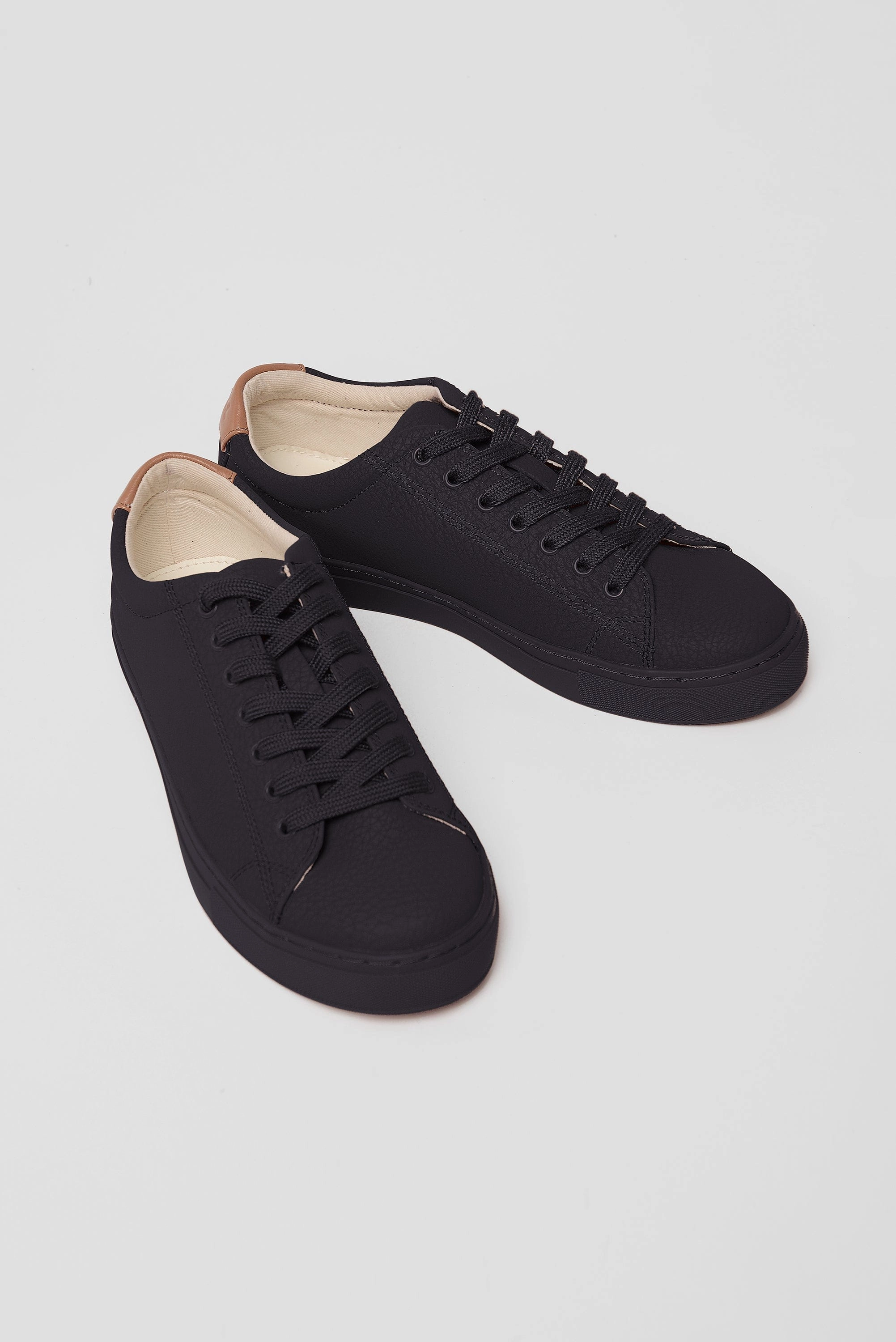 R-Kind Unisex Vegan Leather Sneakers | Mercury Black Grained
