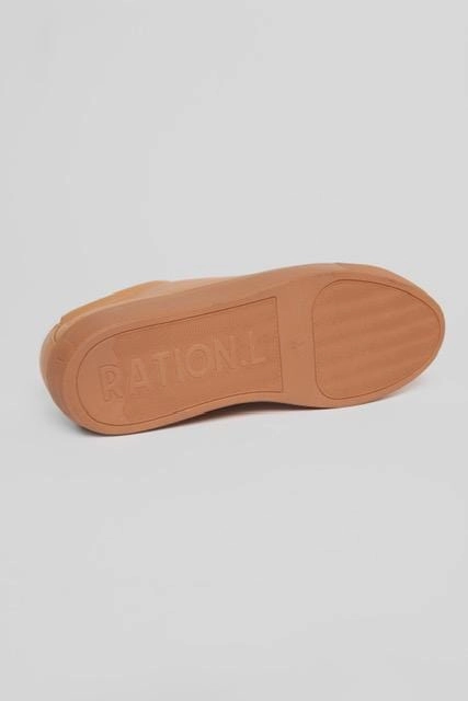 R-Kind Unisex Vegan Leather Sneakers | Venus Camel