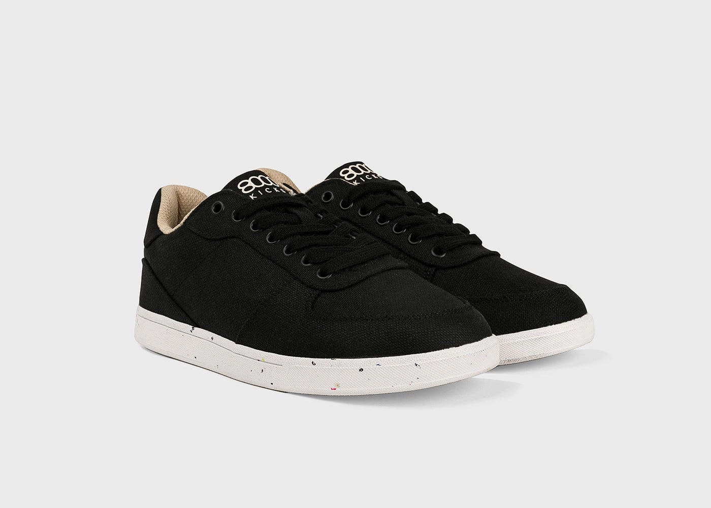 Seeker Women's Vegan Hemp Sneakers | Black & White