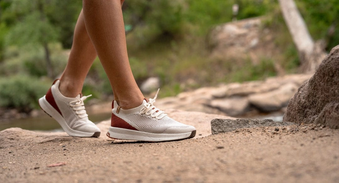 Tsavo 2.0 Women's Recycled PET Sneakers | White & Burgundy