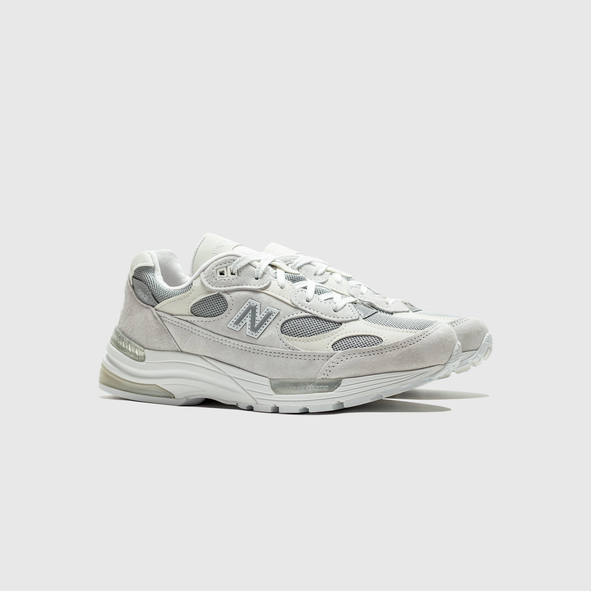 U992NC "WHITE REFLECTION"
