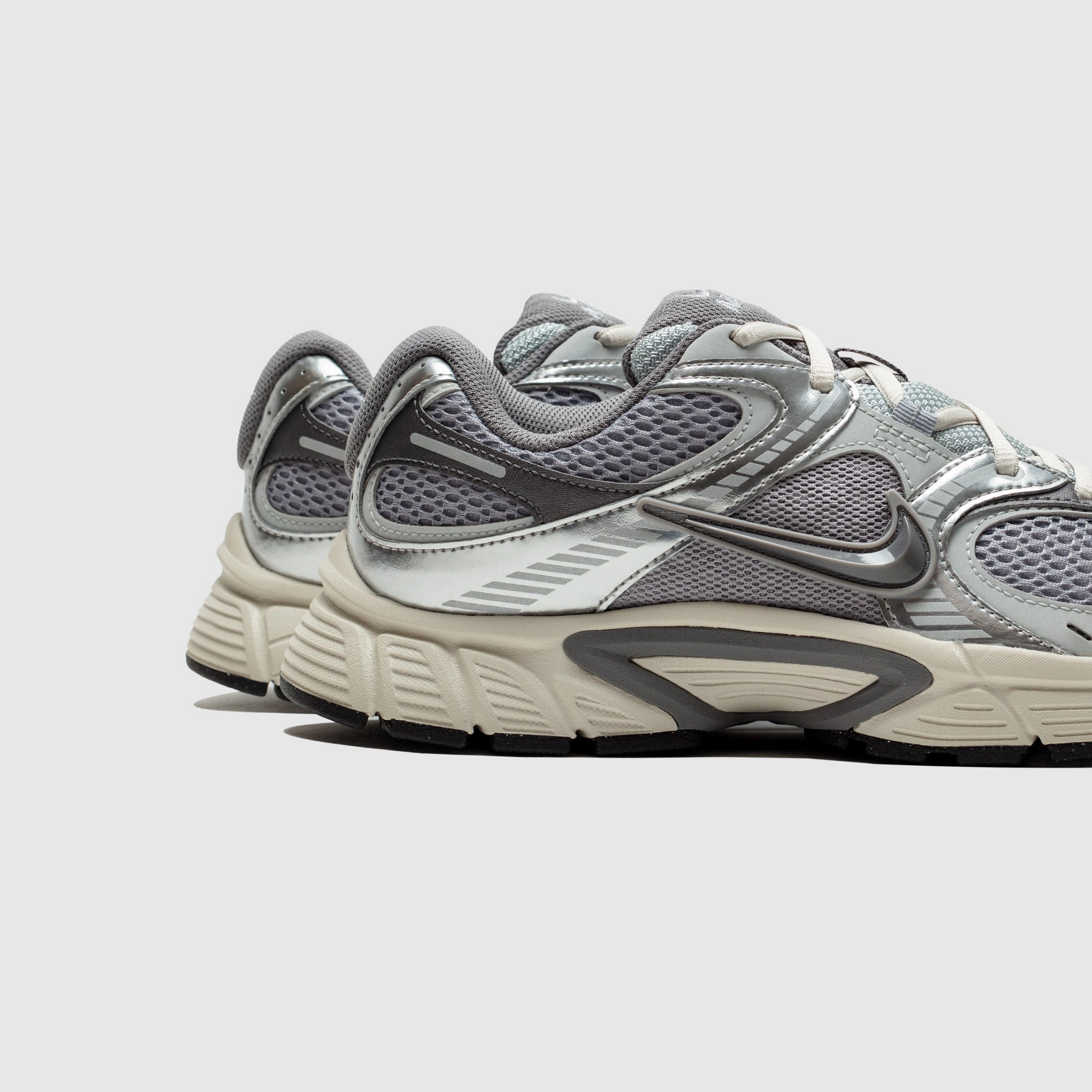 V5 RNR "CEMENT GREY"