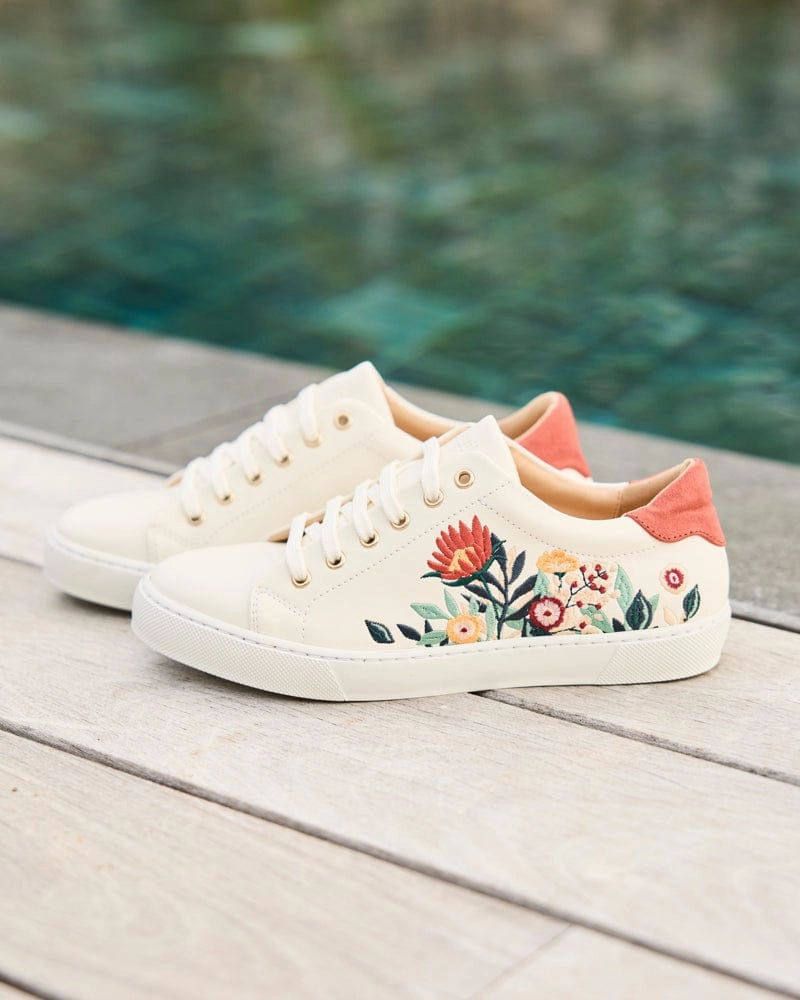 Virevolte Recycled Grain Leather Vegan Sneakers | Bouquet