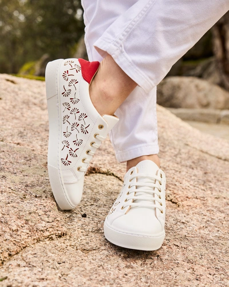 Virevolte Recycled Grain Leather Vegan Sneakers | Ginko Coral