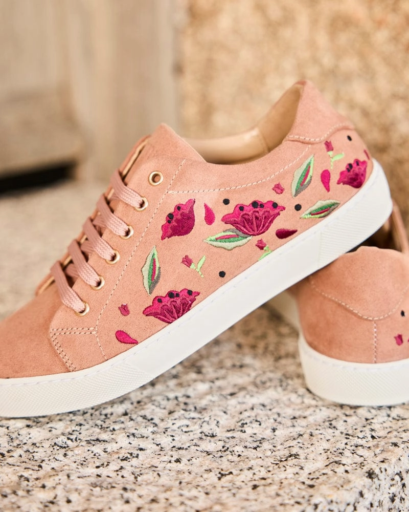 Virevolte Recycled Grain Leather Vegan Sneakers | Poppies