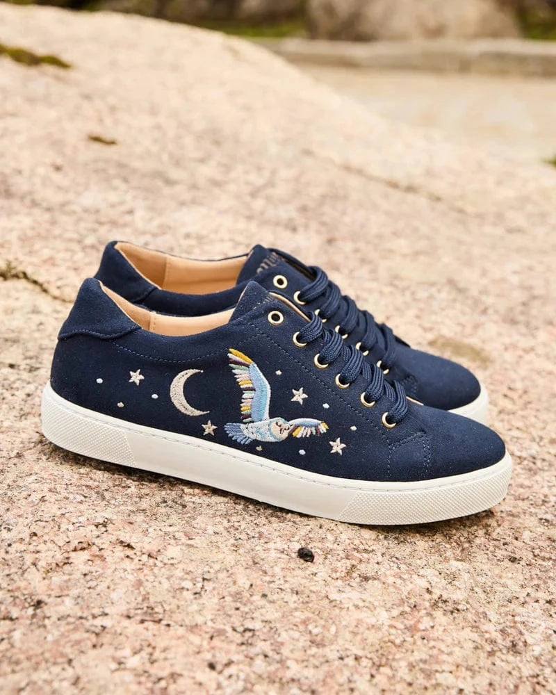 Virevolte Recycled Grain Suede Vegan Embroidered Sneakers | Edwige Blue