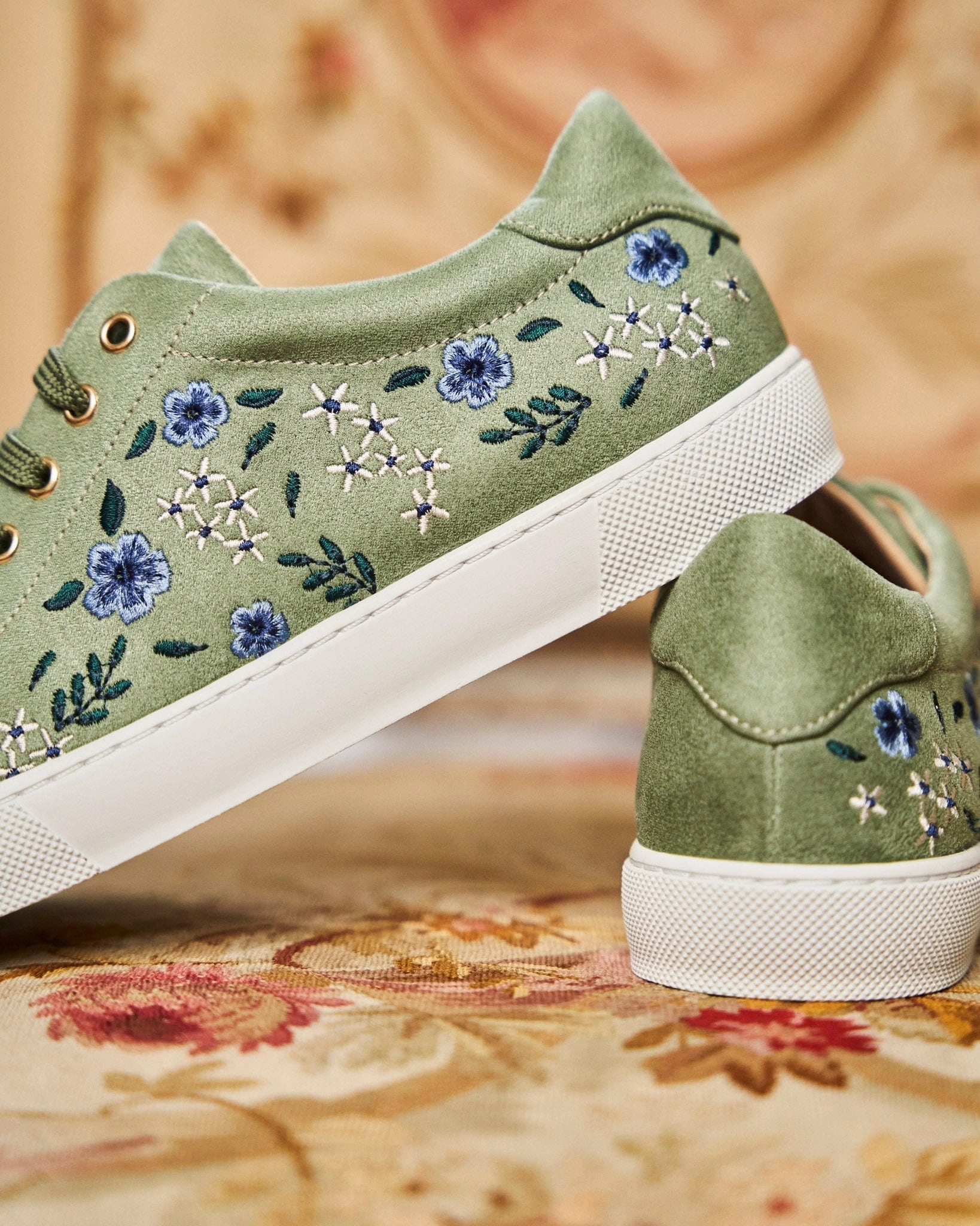 Virevolte Vegan Recycled Grain Suede Sneakers | Sage
