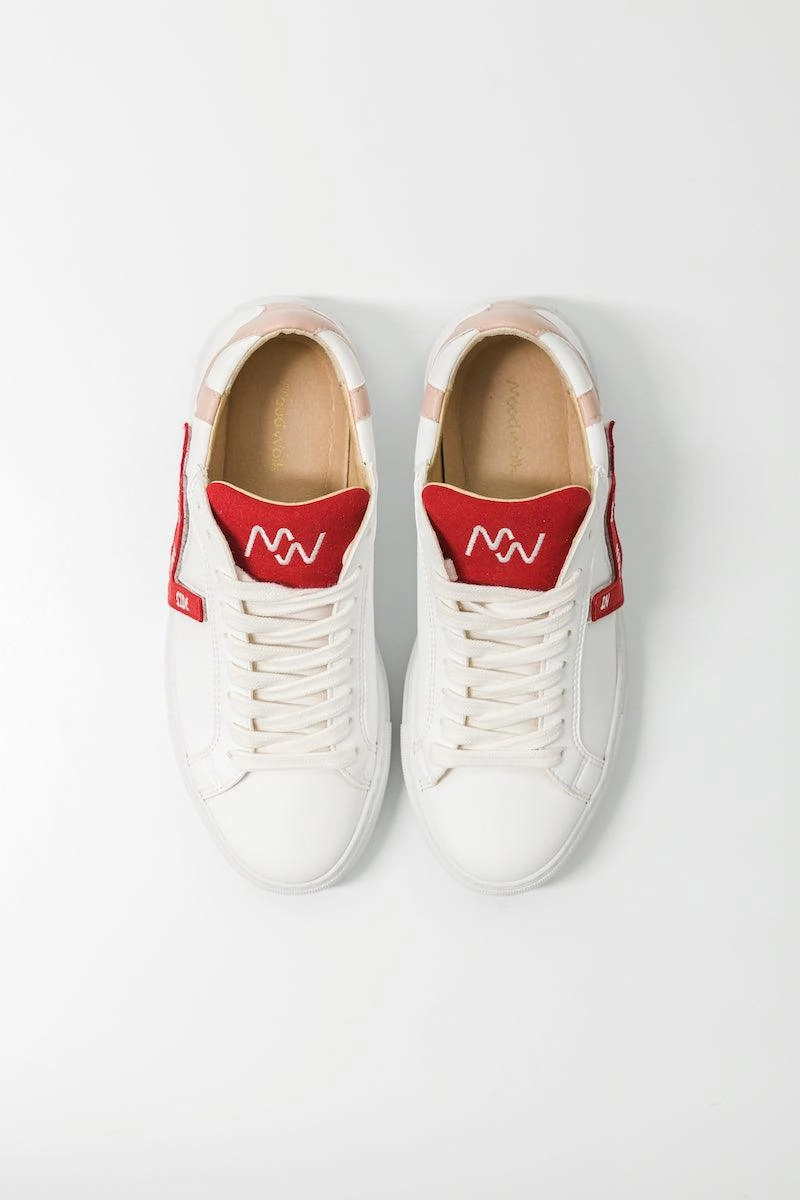 Wild Walker Women's Vegan Corn Leather Sneakers | Red