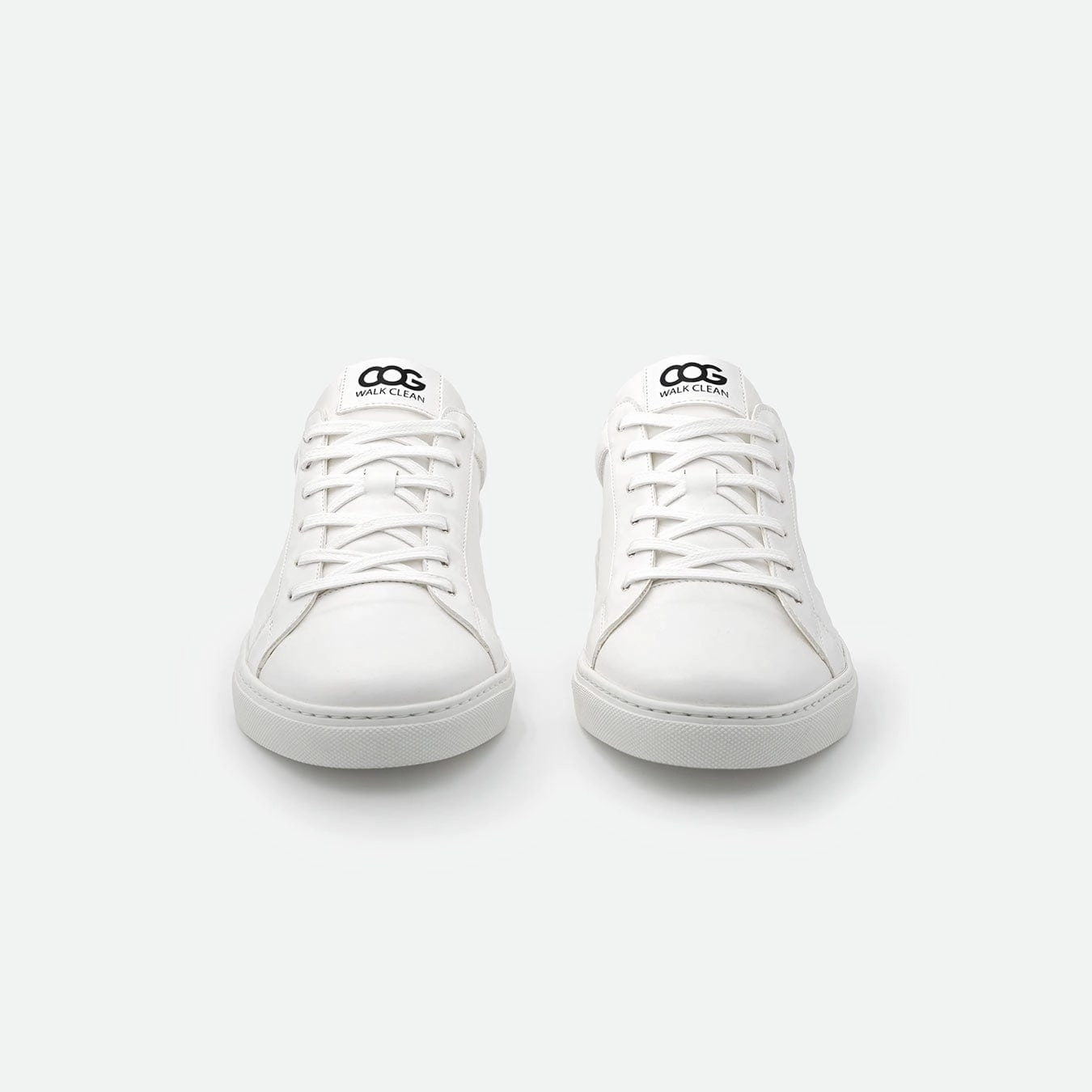 Winton Unisex Vegan Leather Sneakers | White & Black
