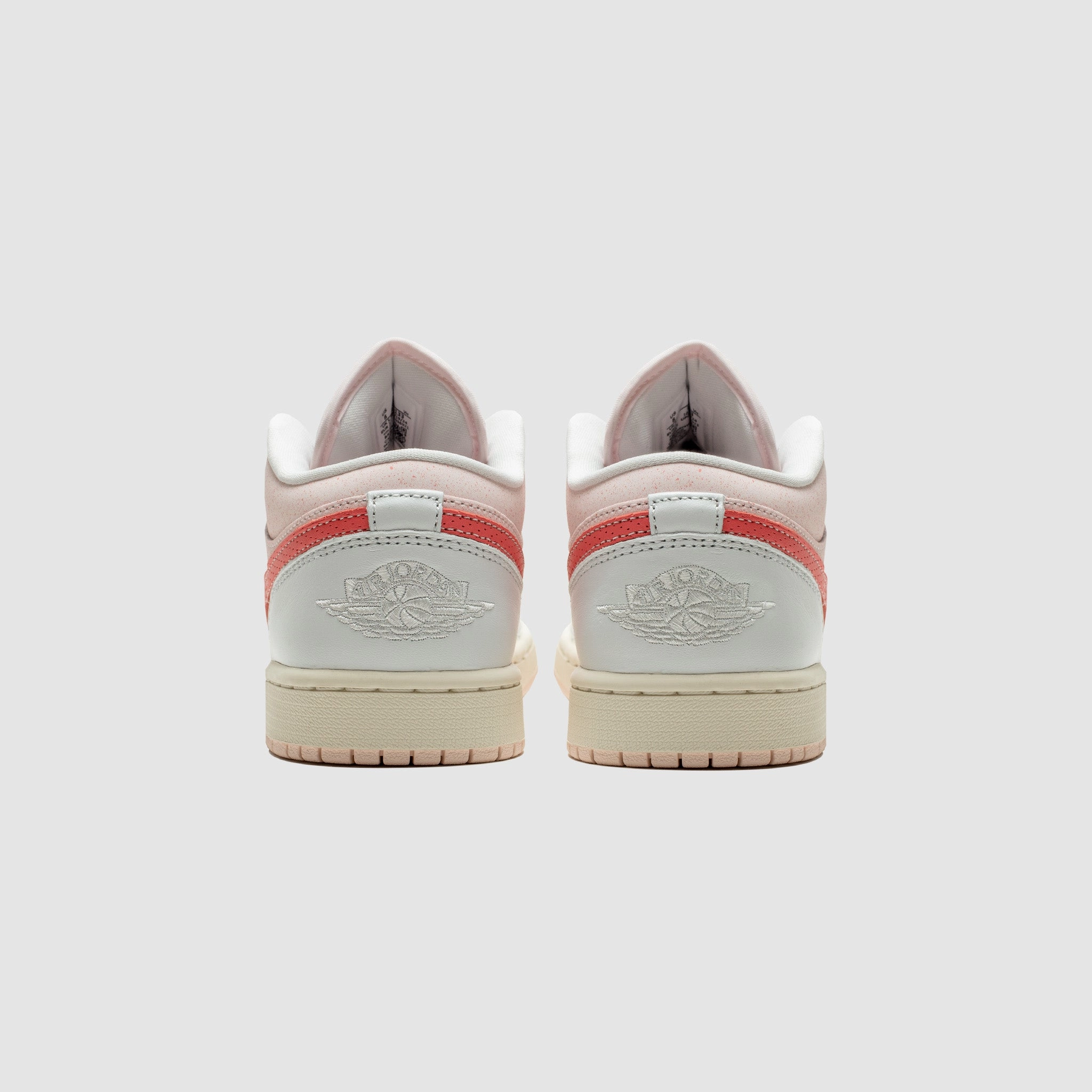 WMNS AIR JORDAN 1 LOW SE "MAGIC EMBER"
