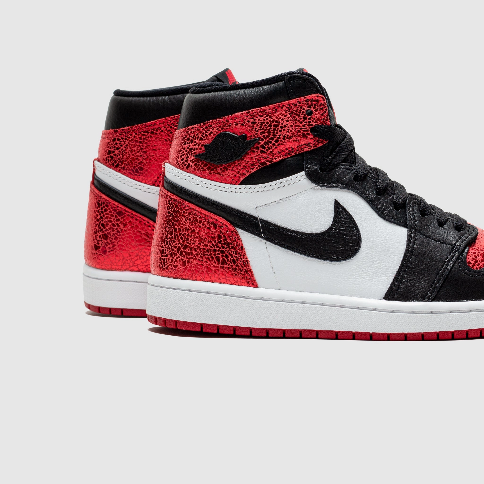 WMNS AIR JORDAN 1 RETRO HI OG "RUBY"