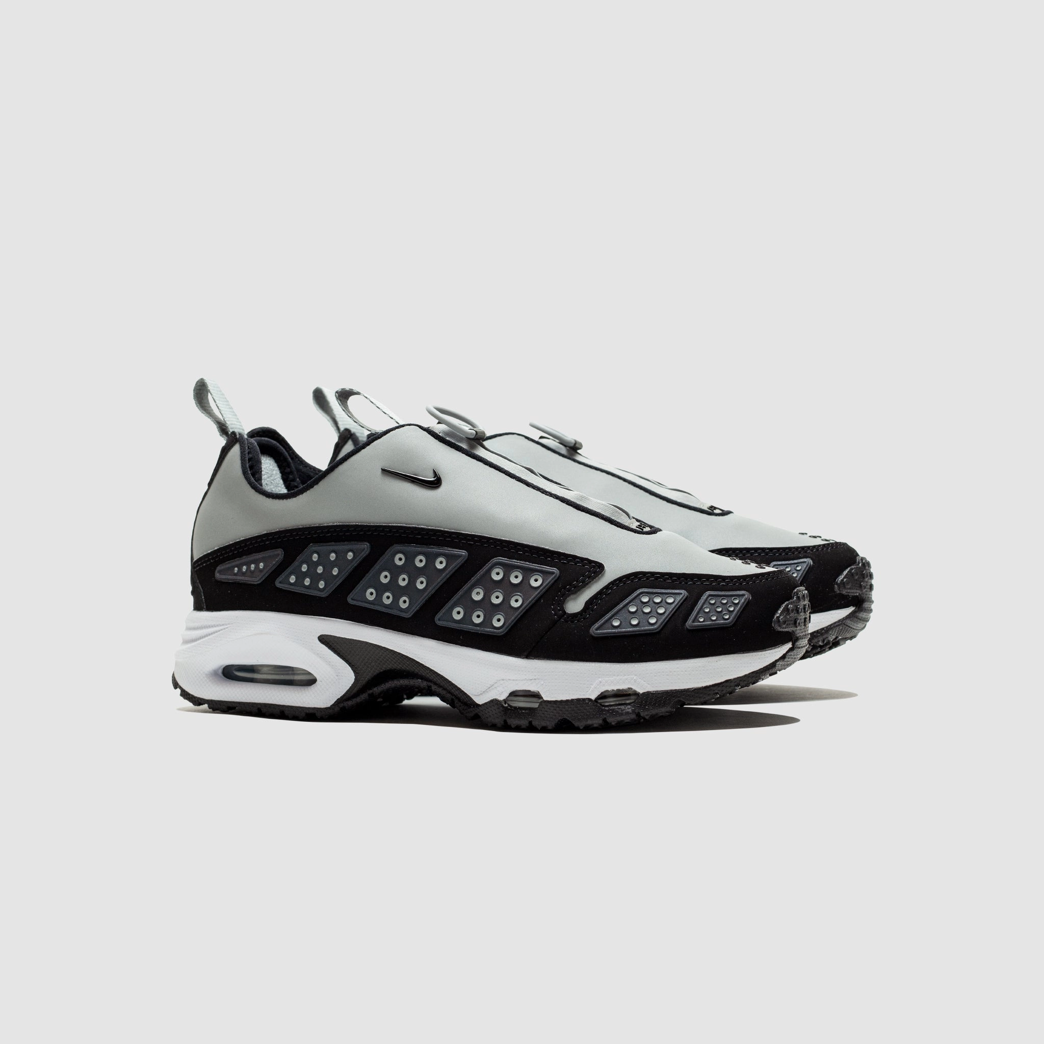 WMNS AIR MAX SUNDER "METALLIC SILVER"