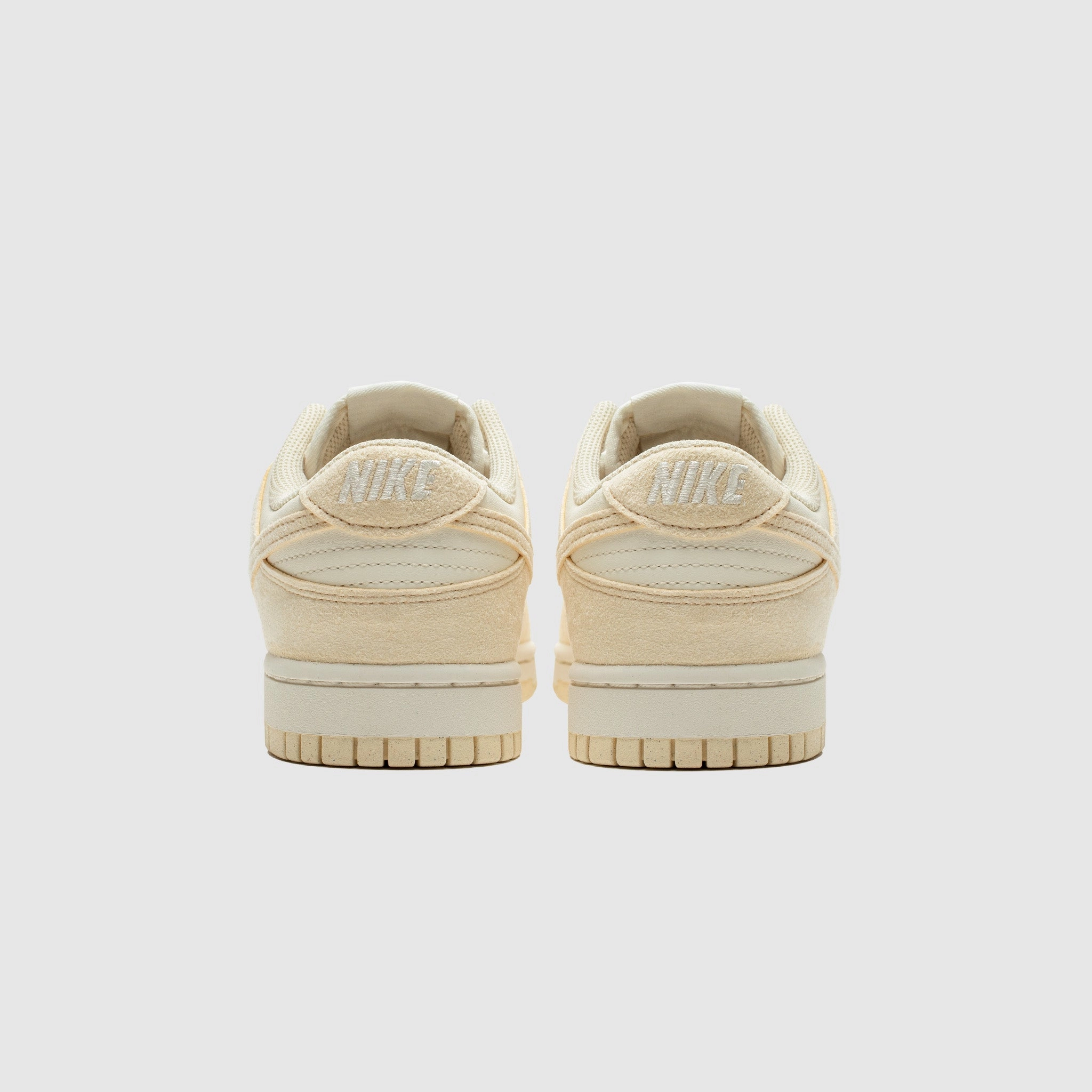 WMNS DUNK LOW "BEACH PALE"