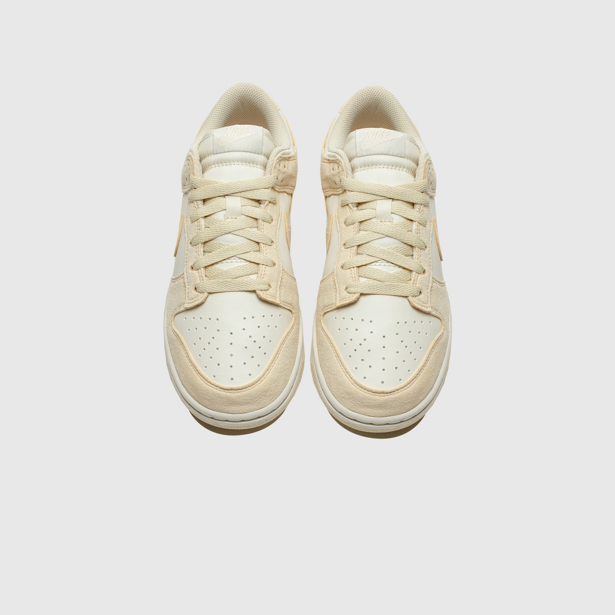 WMNS DUNK LOW "BEACH PALE"