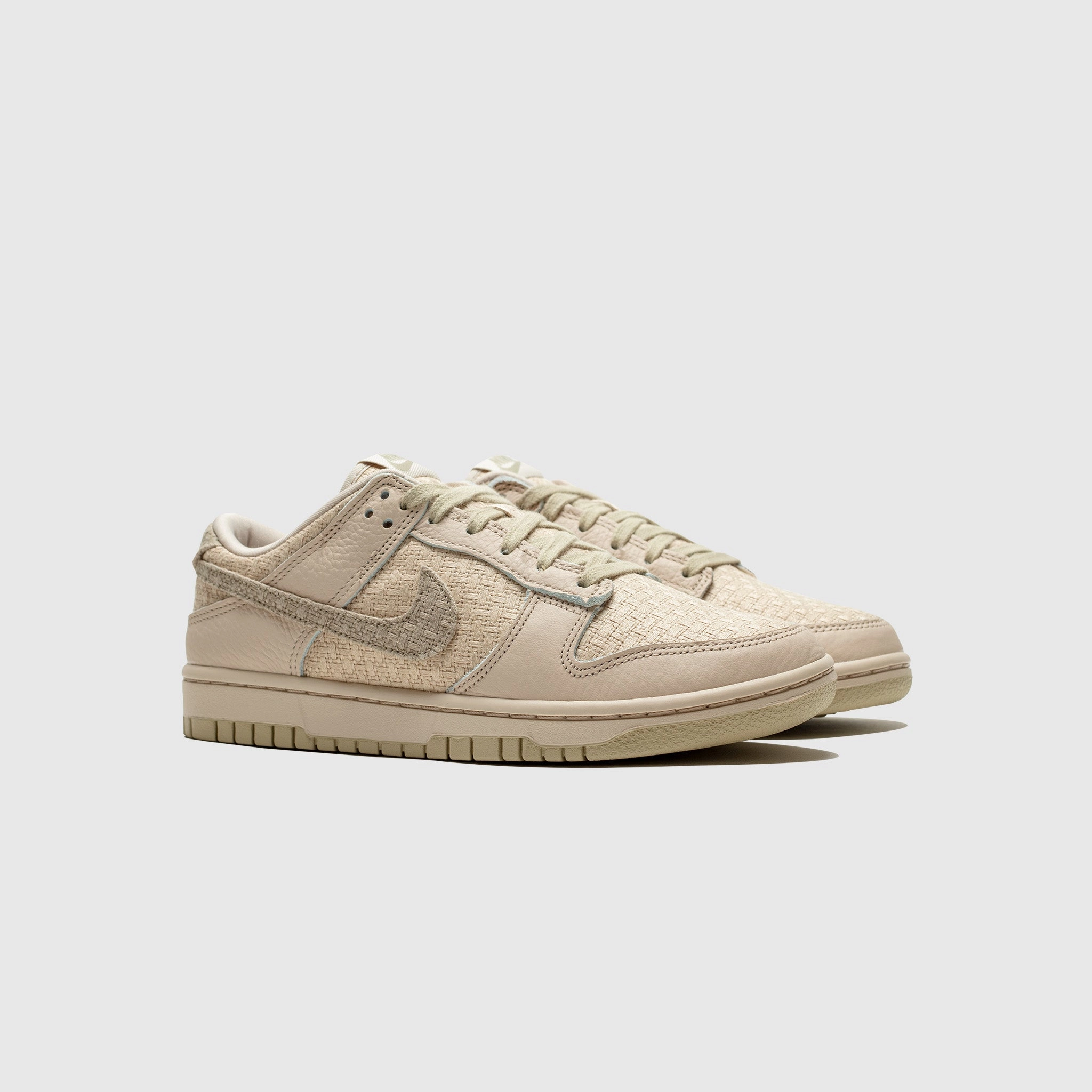WMNS DUNK LOW "DESERT KHAKI"