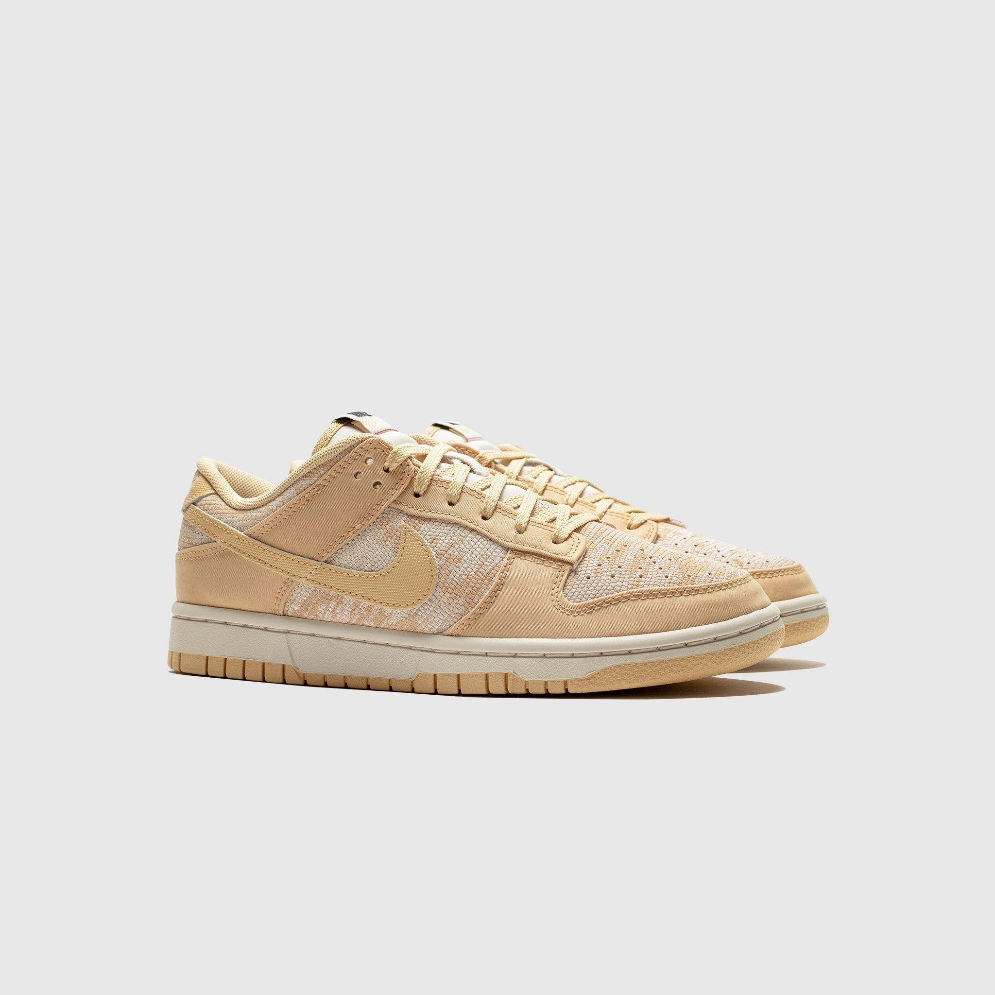 WMNS DUNK LOW "SESAME"