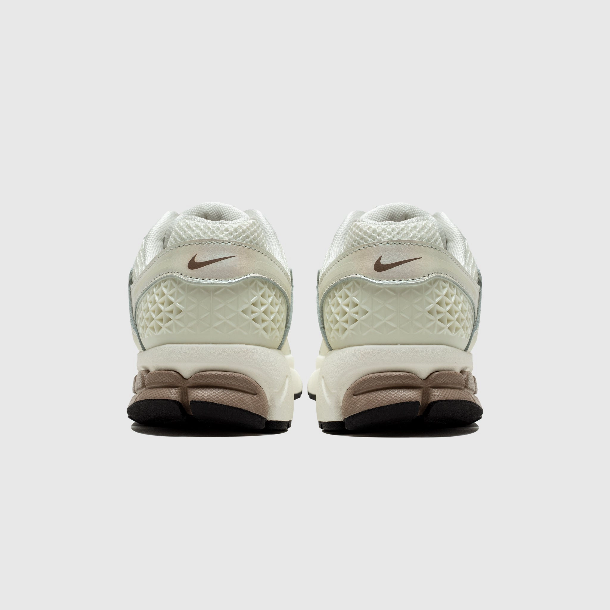 WMNS ZOOM VOMERO 5 "MINK BROWN"