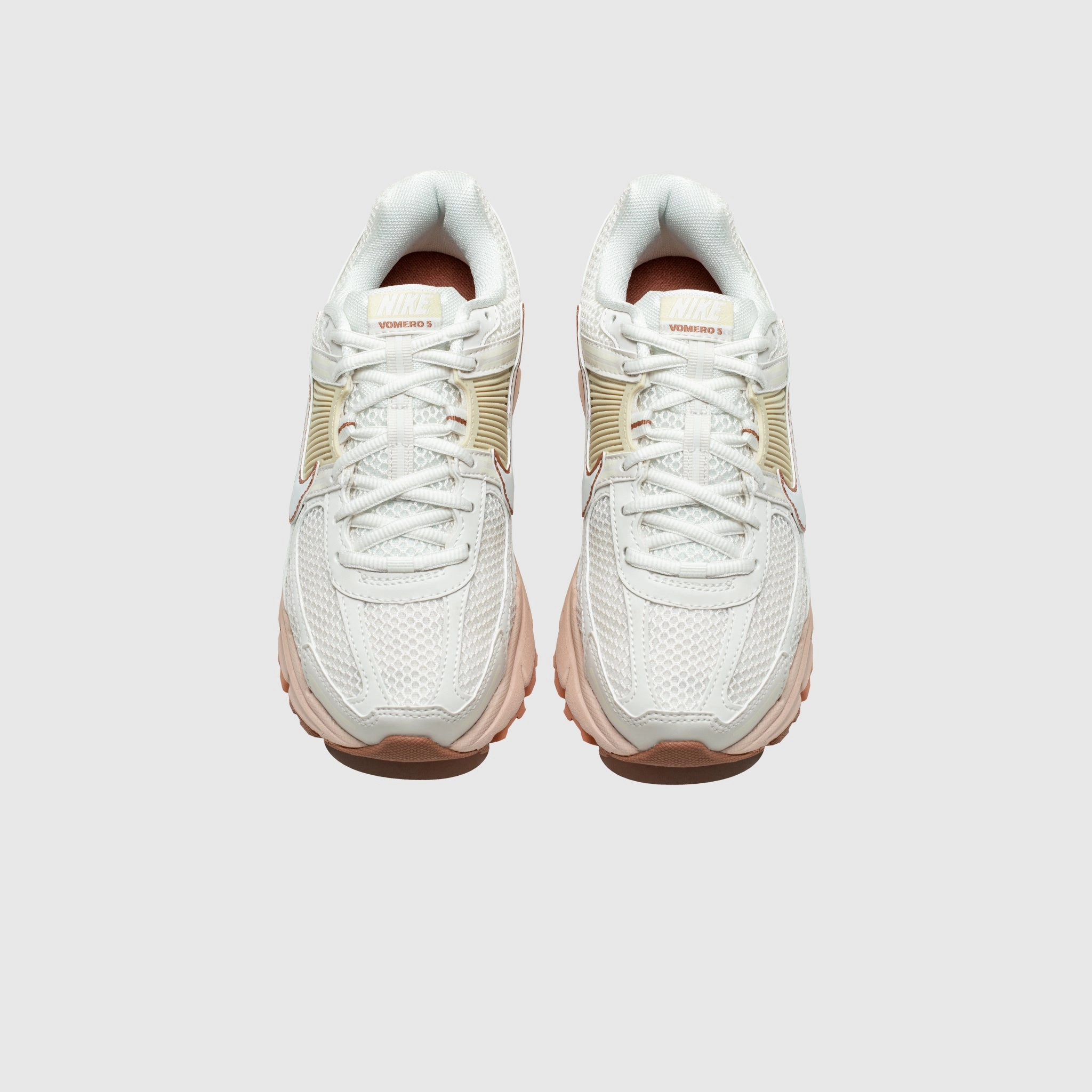 WMNS ZOOM VOMERO 5 "PARTICLE BEIGE"