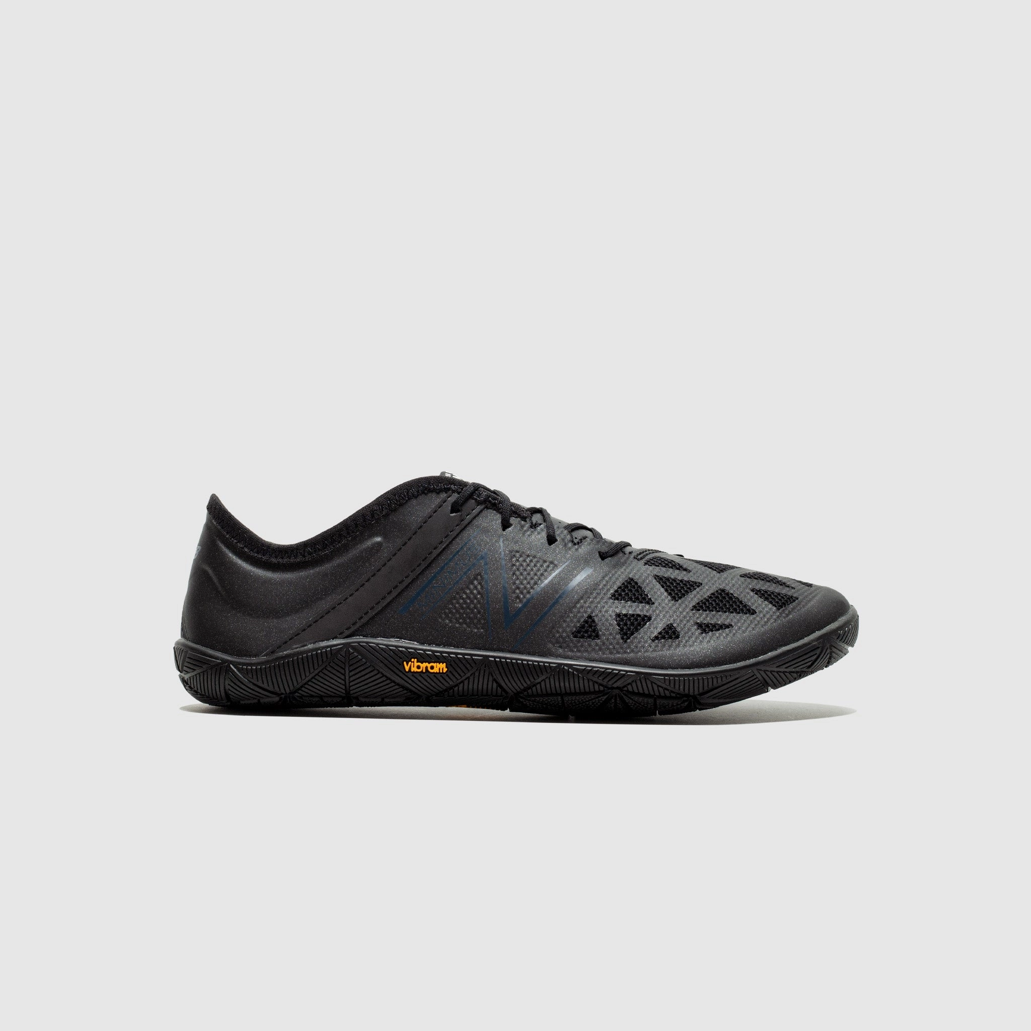 X NEW BALANCE UX200L "BLACK"